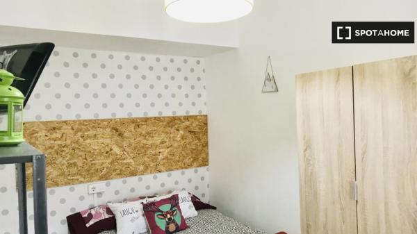 Quarto em apartamento partilhado em Vigo