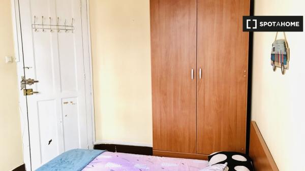 Quarto em apartamento partilhado em Vigo