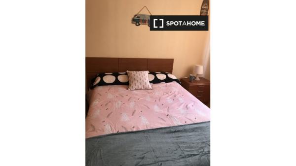 Quarto em apartamento partilhado em Vigo