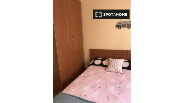 Room in shared apartment in Vigo