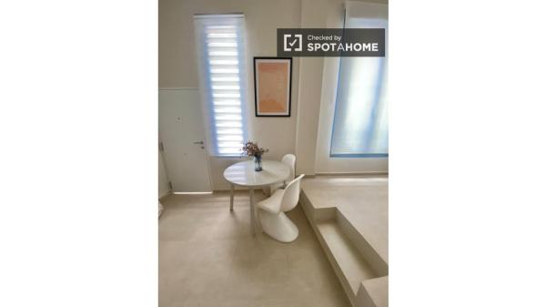 Apartamento completo de 1 dormitorio en Málaga