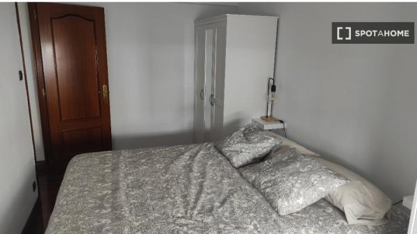 Appartamento con 2 camere da letto in affitto a Basozabal, Bilbao