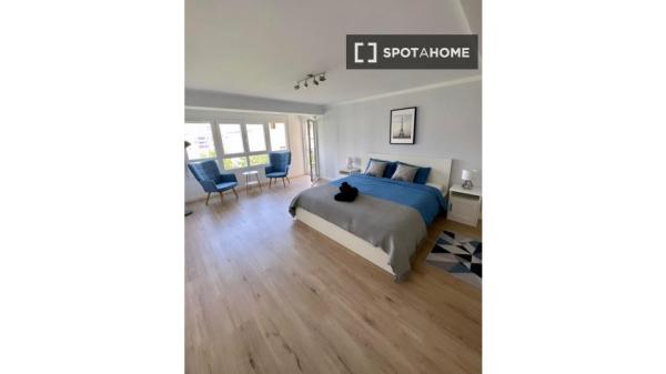 Quarto em apartamento compartilhado em Palma