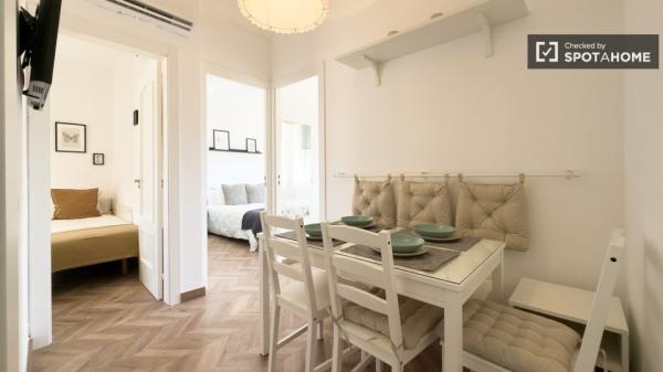 Se alquila habitación en apartamento de 3 dormitorios en Barcelona