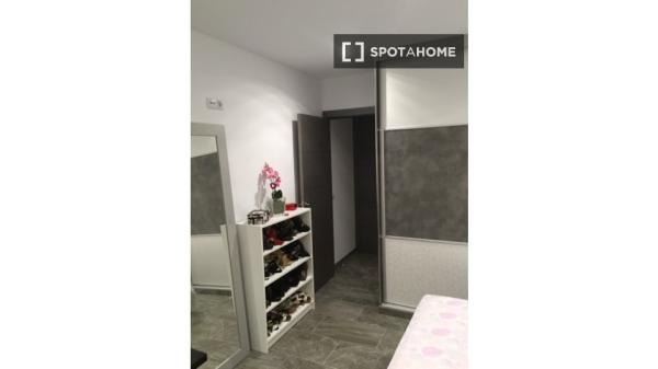 Quarto em apartamento compartilhado em Palma