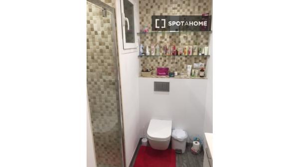 Quarto em apartamento compartilhado em Palma