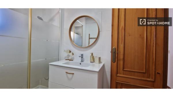 Apartamento de 2 dormitorios en alquiler en El Cabanyal, Valencia