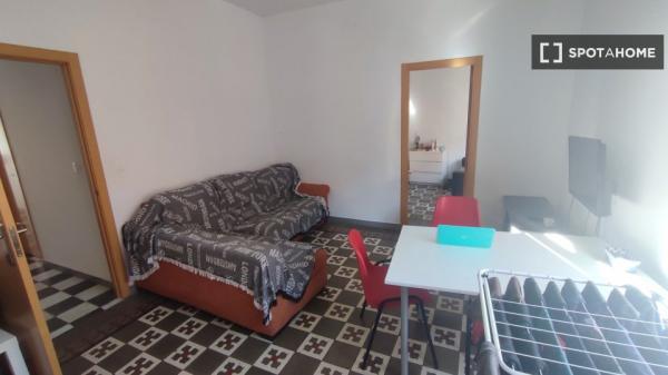 Habitación en piso compartido en Granada