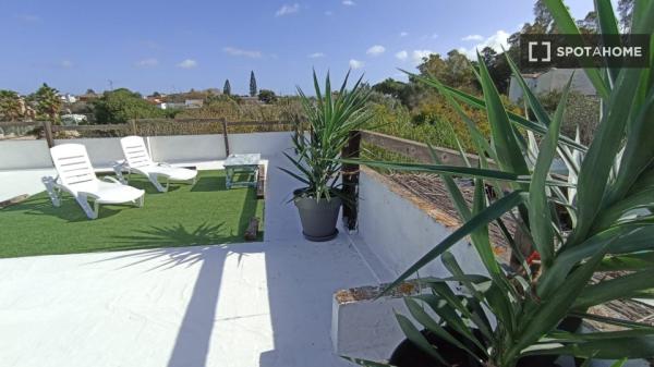 Piso entero de 3 habitaciones en Chiclana de la Frontera