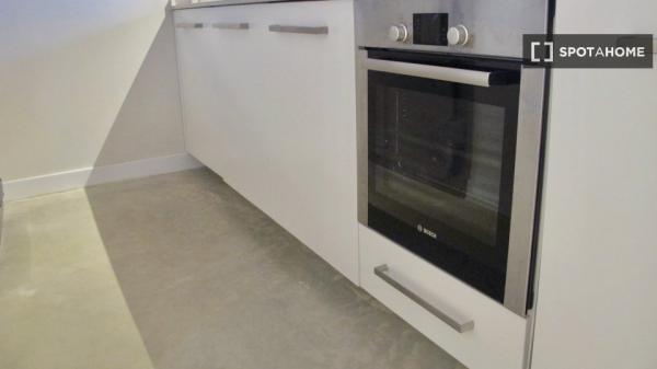 Apartamento de 2 dormitorios en alquiler en Sabadell, Barcelona