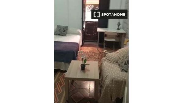 Habitación en piso compartido en Granada