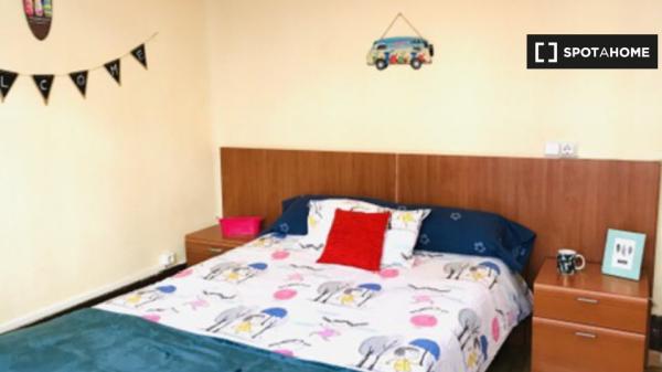 Double bedroom in Santiago de Vigo