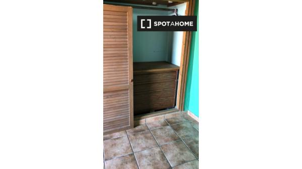 Apartamento entero de 1 dormitorio en Granada