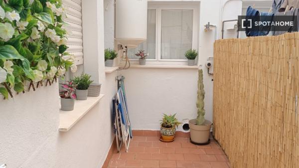 Apartamento completo de 2 dormitorios en Málaga