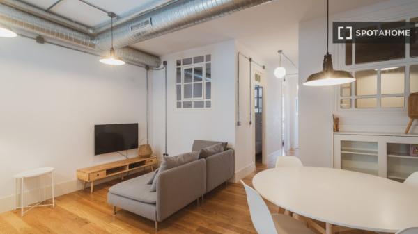 Arrenda-se apartamento T4 no centro de Vigo