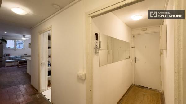 Apartamento de 3 dormitorios en alquiler en el Barrio Gótico, Barcelona.