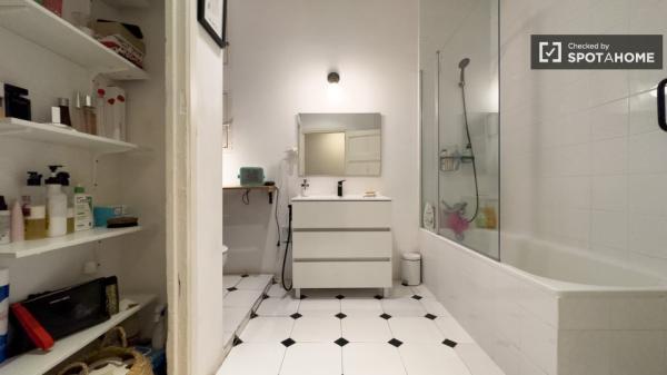 Apartamento de 3 dormitorios en alquiler en el Barrio Gótico, Barcelona.