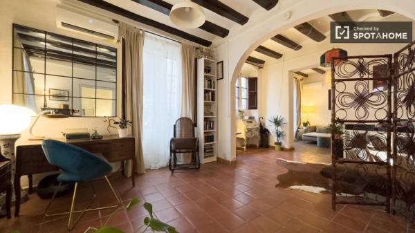 Apartamento de 3 dormitorios en alquiler en el Barrio Gótico, Barcelona.