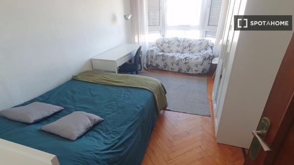 Room in shared apartment in Vigo