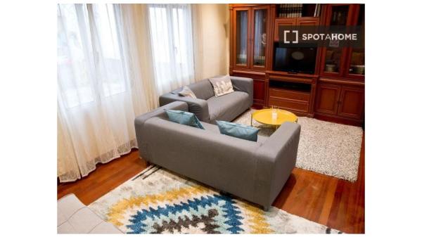 Apartment for 4 people in Bilbao city centre