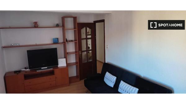 Apartamento de 3 quartos para alugar em Alcala De Henares, Madrid