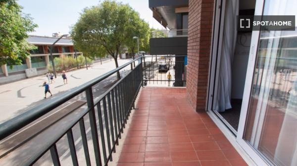 Piso entero de 3 habitaciones en Sant Cugat del Vallès