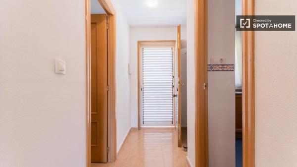 Apartamento de 2 dormitorios en Valencia, Valencia