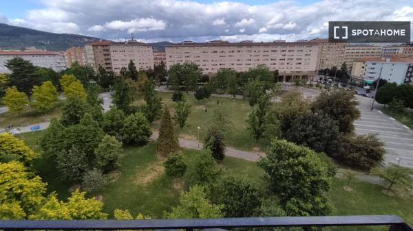 Quarto em apartamento compartilhado em Pamplona