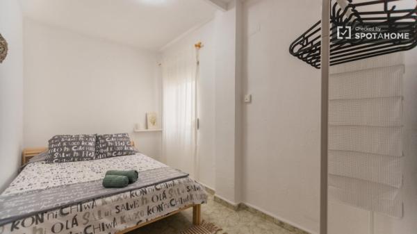 Piso de 3 habitaciones en alquiler en Valencia