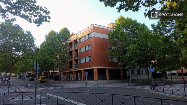 Piso en alquiler de 1 dormitorio en Valladolid, Valladolid