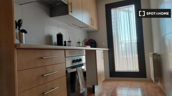 Dwupoziomowy apartament z 1 sypialnią do wynajęcia w Alcalá de Henares