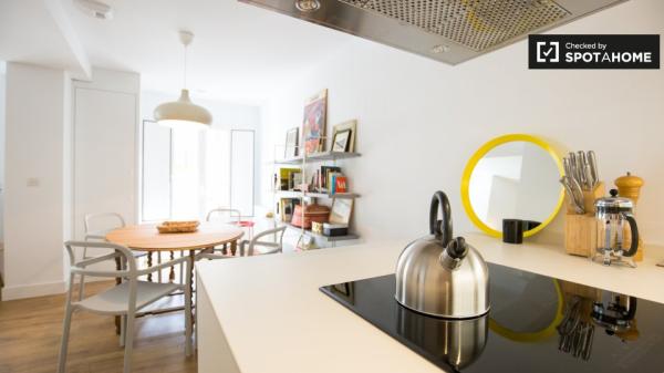 Gorgeous 1-bedroom apartment for rent in Casco Viejo, Bilbao