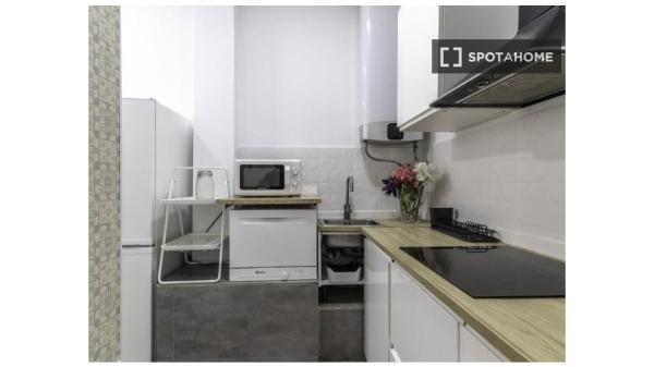 Apartamento de 3 quartos para alugar em Bilbau, Bilbau