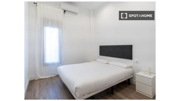 2-Zimmer-Wohnung zur Miete in Tomares, Sevilla