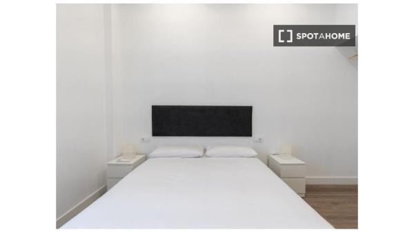 2-Zimmer-Wohnung zur Miete in Tomares, Sevilla