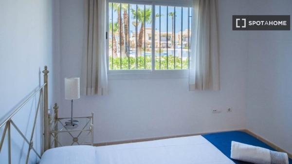 Apartamento de 2 habitaciones en alquiler en El Verger, Dénia