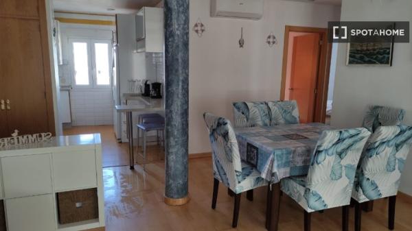 Piso en alquiler de 3 habitaciones en Cádiz, Cádiz