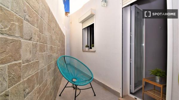 3-bedroom apartment for rent in El Molinar, Palma