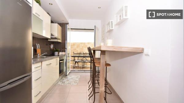 3-bedroom apartment for rent in El Molinar, Palma