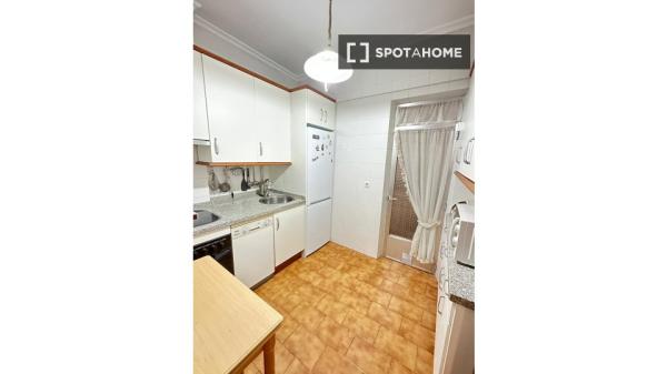 1 chambre dans un appartement partagé à Salamaca