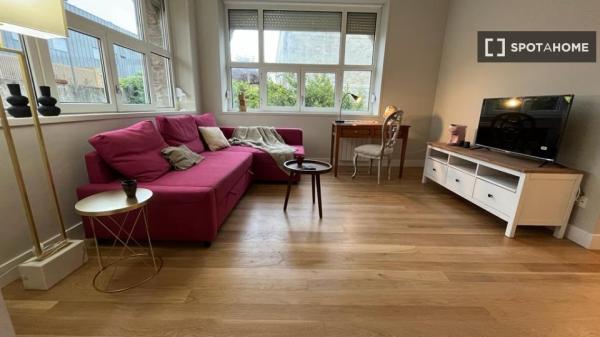 Room for rent in 4-bedroom apartment in Donostia