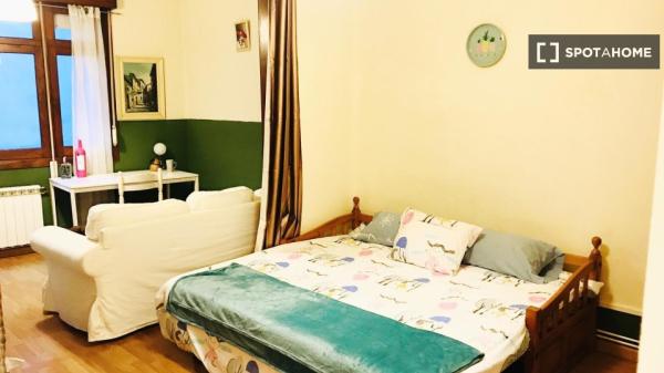 Dormitorio de matrimonio en Santiago de Vigo