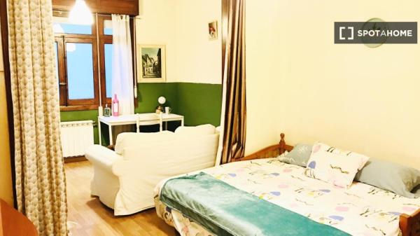 Dormitorio de matrimonio en Santiago de Vigo