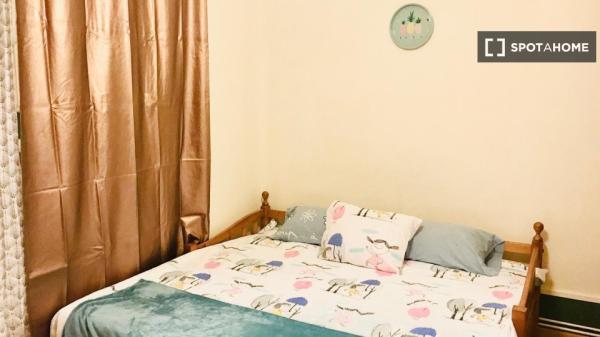 Dormitorio de matrimonio en Santiago de Vigo