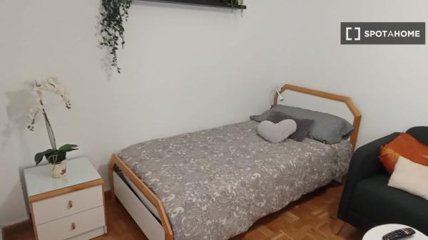 Habitación en piso compartido en Zaragoza