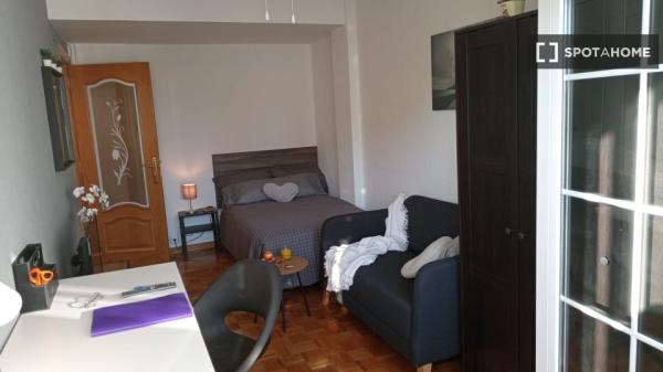 Habitación en piso compartido en Zaragoza