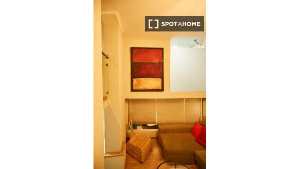 Apartamento de 2 dormitorios en Centro, Madrid