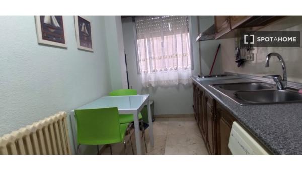 Apartamento entero de 1 dormitorio en Salamanca