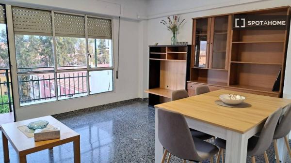 Piso en alquiler de 3 habitaciones en Vistabella, Murcia