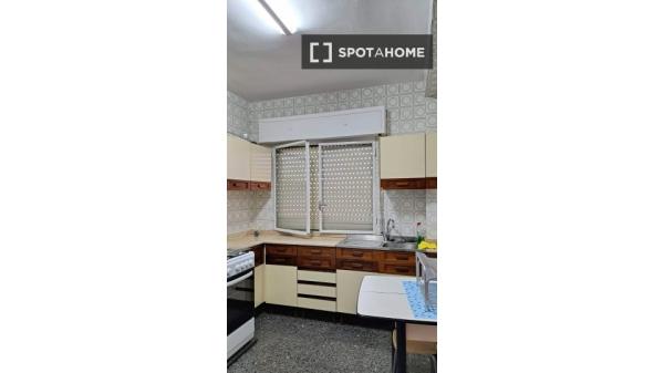 Piso en alquiler de 3 habitaciones en Vistabella, Murcia